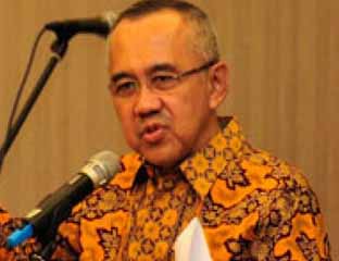 Gubernur Riau, Arsyadjuliandi Rachman.