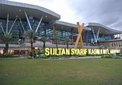 Bandara Internasional Sultan Syarif Kasim II Pekanbaru. Foto : Cakaplah