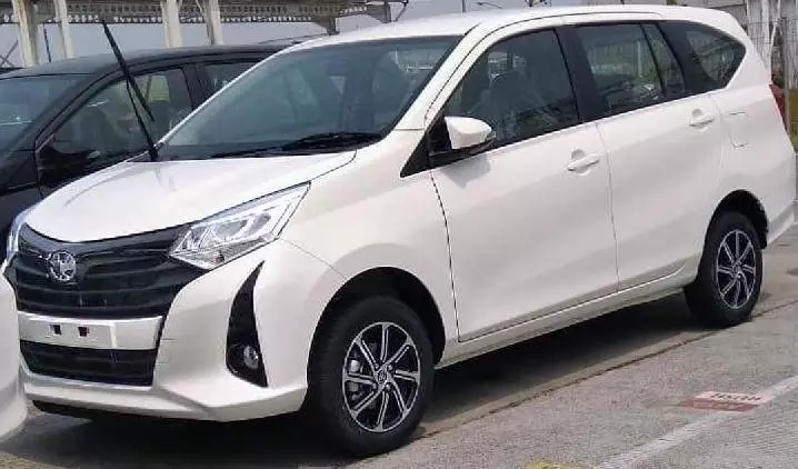 Mobil yang diduga New Toyota Calya. Foto: Istimewa