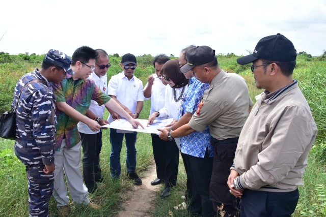 Kepala BKPM RI saat kunjungi Pulau Rupat untuk bangun Perkebunan Tebu.