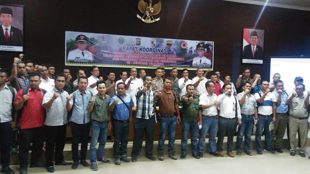 Pembentukan Klaster Kabupaten Pelalawan dalam rangka pencegahan Karhutla yang turut dihadiri PT Riau Andalan Pulp and Paper (RAPP)