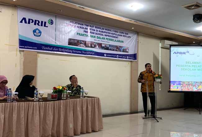Pelatihan Tingkat Sekolah Modul II bagi Guru dan Kepala Sekolah  di Kabupaten Kepulauan Meranti Program School Improvement praktik baik dalam Pembelajaran, Kamis (17/10/2019) di Selatpanjang.