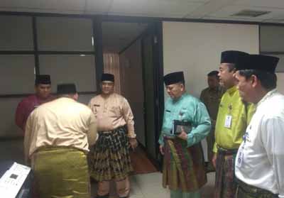 Wagub Riau sidak ke Sekretariat Kantor Gubernur Riau.
