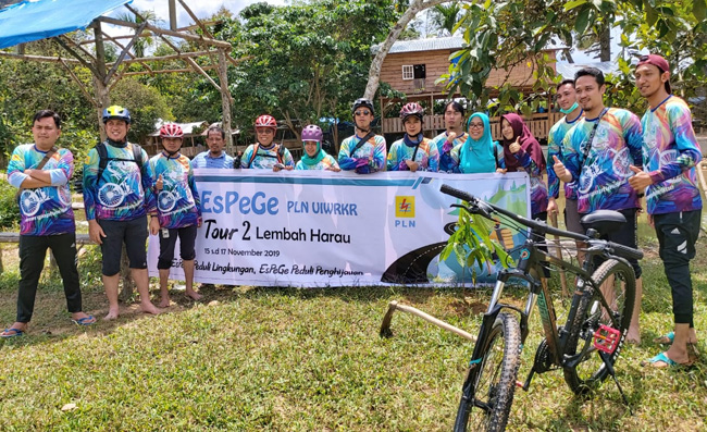  Komunitas sepeda eSPeGe PLN UIW Riau dan Kepulauan Riau mengadakan Touring Gowes ke Sumatera Barat.