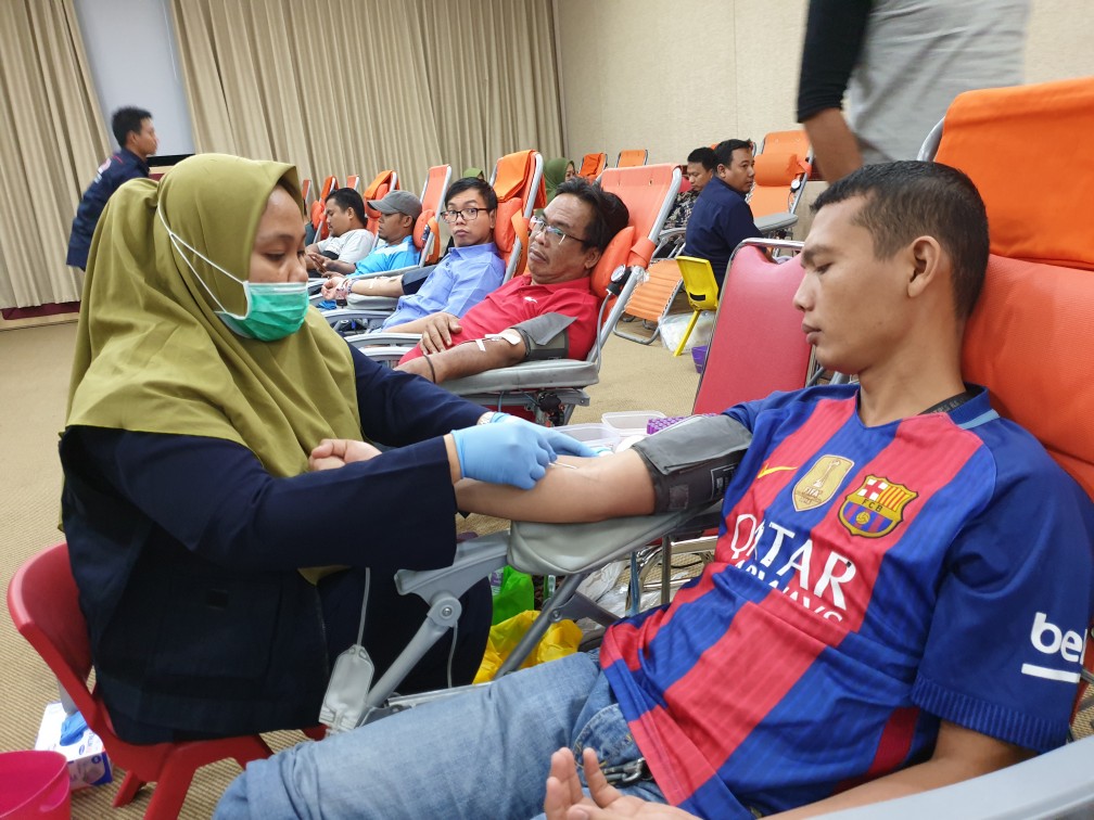   Karyawan RAPP menjadi pendonor darah pada KDD ke-57, Sabtu (23/3/2019).