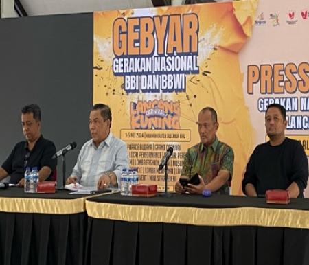 Pj Gubernur Riau, SF Hariyanto saat konferensi pers jelang Gernas BBI-BBWI Riau.(foto: sri/halloriau.com)