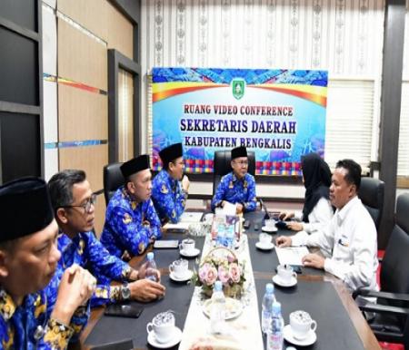 Sekdakab Bengkalis, Ersan sambut Kunker Kakanwil DJPb Riau.(foto: zulkarnaen/halloriau.com)