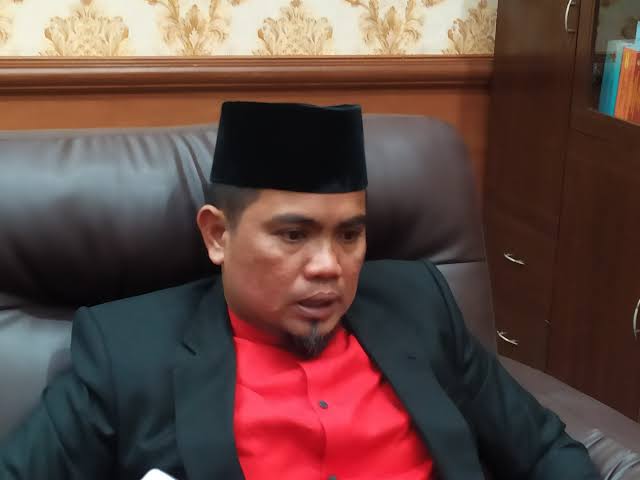 Ketua DPD PDIP Riau Zukri Misran