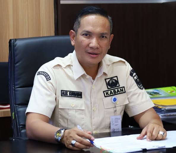 Kepala Bapenda Pekanbaru, Dr Alek Kurniawan (foto/int)