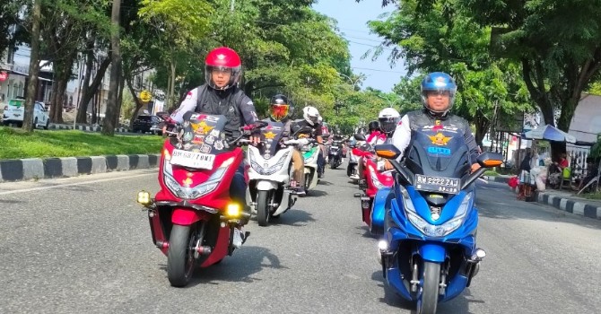 Tips #Cari_Aman berkendara kelompok touring (foto/ist)