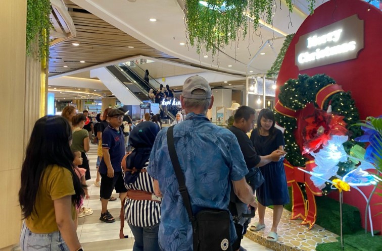 Living World Pekanbaru dipadati pengunjung pada momen libur Nataru (foto/Yuni)