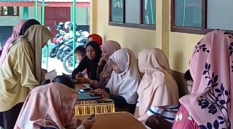 PPDB SMP Negeri di Pekanbaru membludak (foto/Meri)