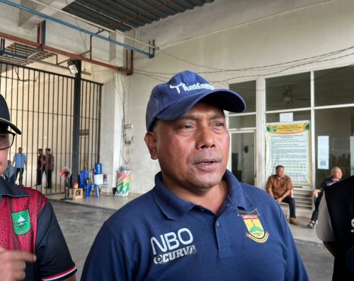 Kepala Dispora Riau, Yurnalis (foto/int)