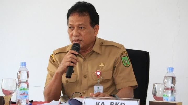 Kepala BKD Riau, Ikhwan Ridwan.(foto: int)