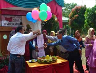 Pelepasan balon