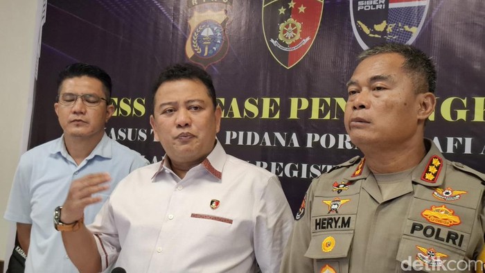 Direktur Reskrimsus Polda Riau, Kombes Pol Nasriadi.(foto: detik.com)