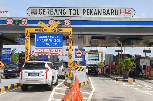 Gerbang Tol Pekanbaru.(foto: mcr)