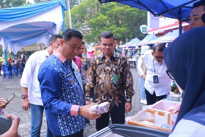 Pemko Pekanbaru meluncurkan gerakan pangan murah untuk mengendalikan inflasi dan lonjakan harga sembako. (Foto: Dini Rahmadanti)