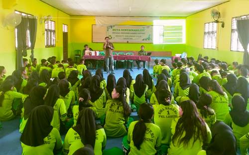 Kegiatan PT SLS di SMAN 1 Pangkalan Lesung.(foto: andi/halloriau.com)