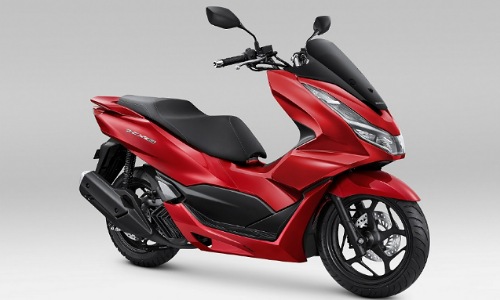 Warna baru New Honda PCX160 Majestic Matte Red.(foto: istimewa)