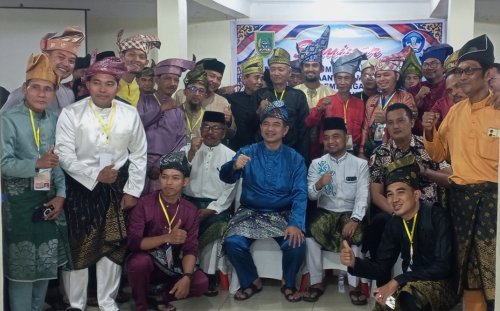 Disdikbud Rohil menggelar seminar penguatan SDM dan kelembagaan penggiat budaya (foto/afrizal)