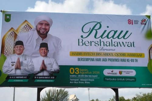 Riau Bershalawat bersama Habib Syech Hadir di Masjid Raya An-Nur.(foto: istimewa)