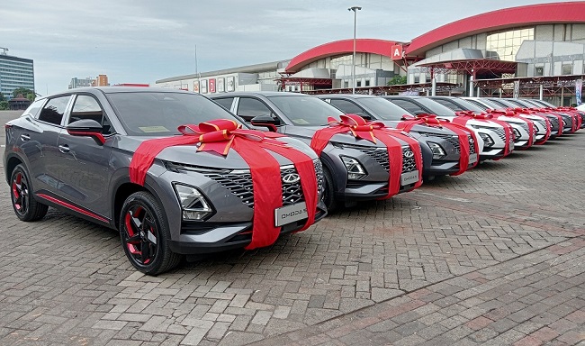Chery Serah Terimakan Unit Omoda 5 kepada 100 Konsumen Pertamanya