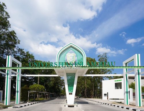 Universitas Islam Riau (UIR).