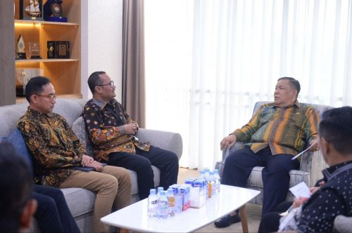 Riau penghasil minyak, Plt Gubri SF Hariyanto minta Pertamina pastikan BBM masyarakat tak langka (foto/int)