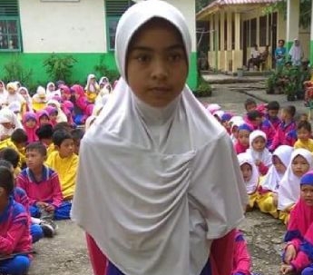 Siti Alisya Azzahrani siswi SD Negeri 001 Pasar Lubuk Jambi Kecamatan Kuantan Mudik, terpilih mewakili Kabupaten Kuansing mengikuti Olimpiade Sains Nasional (OSN) IPA tingkat Provinsi Riau