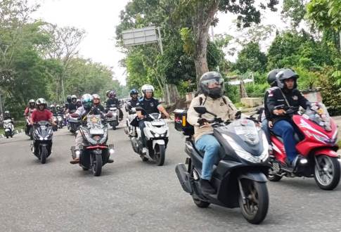 Seratusan bikers HOBIKU Ramaikan Matic Honda 160 Urban Touring di Pekanbaru.(foto: istimewa)