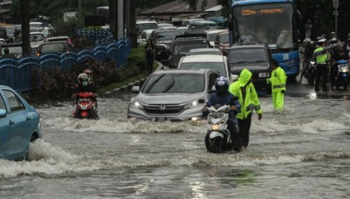 Banjir Pekanbaru.(foto: int)