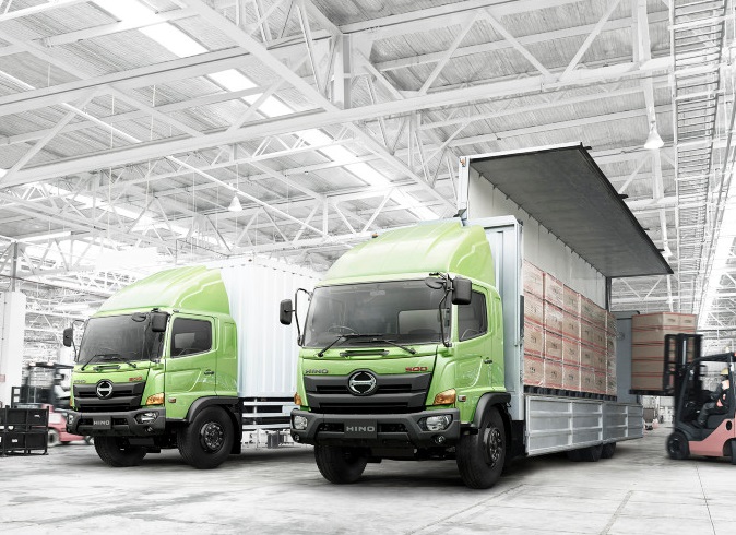 Penjualan Truk Hino Januari-Mei 2023 Moncer, Berkat Komoditas Tambang & Sawit