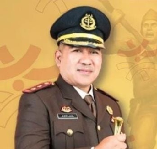 Kepala Kejaksaan Negeri Pelalawan, Azrijal