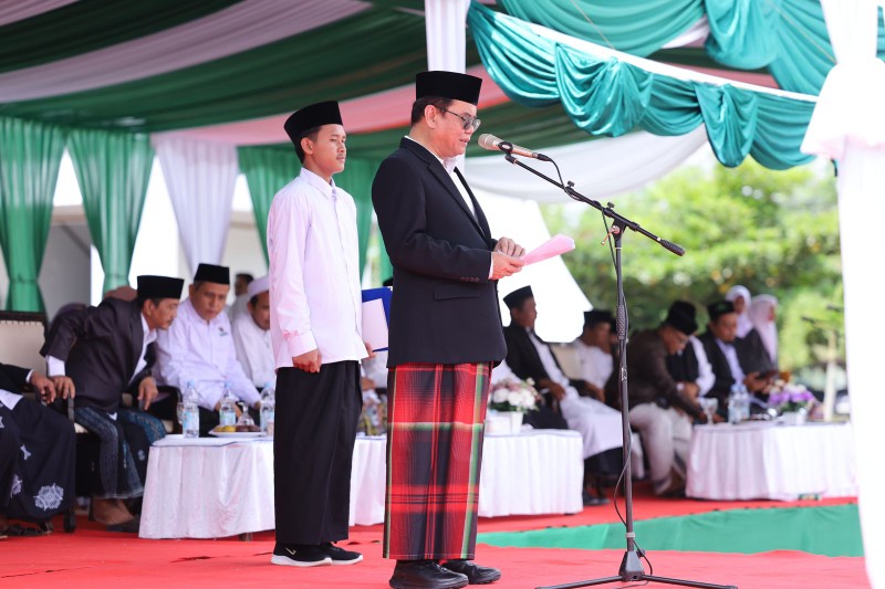 Peringatan Hari Santri Nasional 2024 di Kabupaten Siak, dipimpin Pjs Bupati Indra Purnama (foto/diana)