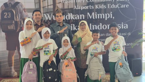 Rayakan Hari Anak Nasional, Bandara SSK II Pekanbaru Gelar Airport Tour hingga Kunjungan ke ARFF Station
