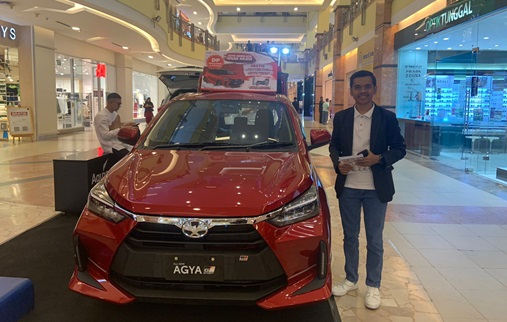 Pameran Agung Toyota khusus unit Agya dan Rush di Mal SKA Pekanbaru (foto/Yuni)