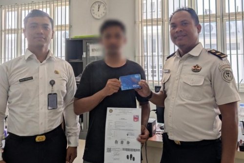 Bebas dari Lapas, MJ pulang bawa tabungan dan keahlian bakery.(foto: afrizal/halloriau.com)