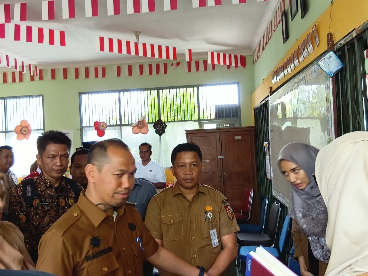 Plt Kepala Disdik Pekanbaru, Masykur Tarmizi telusuri penyebab kasus meninggalnya siswa SDN 108 Pekanbaru yang diduga korban bullying (foto/dini)