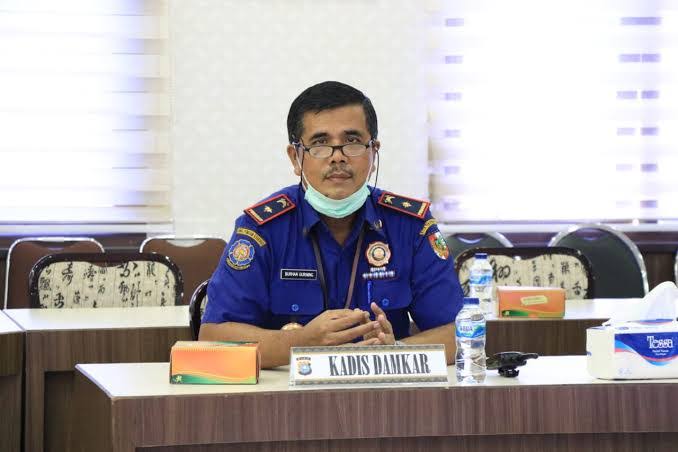 Kepala Damkar Kota Pekanbaru, Burhan Gurning pensiun mulai hari ini (foto/int)