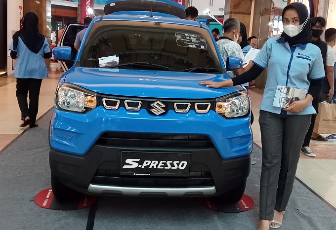 Pameran Suzuki SBT di Mall Ska Pekanbaru (foto:halloriau/nai)