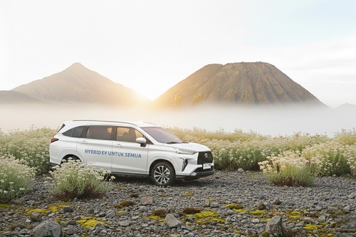 Toyota Veloz Hybrid EV Lintas Nusa Tiba di Sumatera, Uji Performa di Jalur Ekstrem