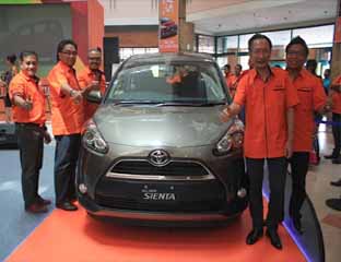 Desain Mewah dan Berteknologi Tinggi, All New Toyota Sienta Resmi Mengaspal di Pekanbaru