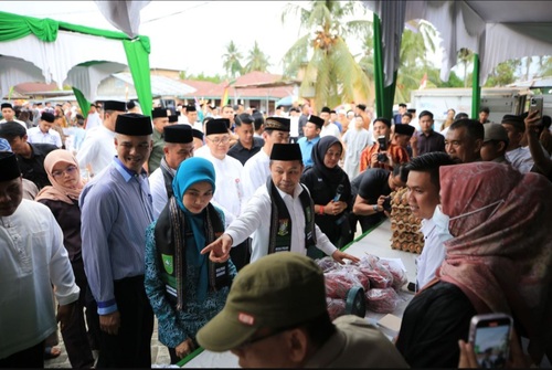 Pemprov Riau menggelar Gerakan Pangan Murah di Kampar. (Foto: Sri Wahyuni)