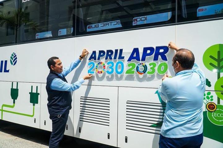 RAPP kedatangan Bus Listrik untuk operasional karyawan dalam mendukung kebijakan Paris Agreements.(foto: istimewa)