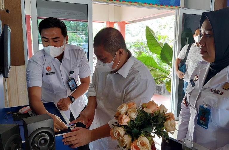 Mantan Bupati Bengkalis, Amril Mukminin bebas bersyarat.(foto: int)