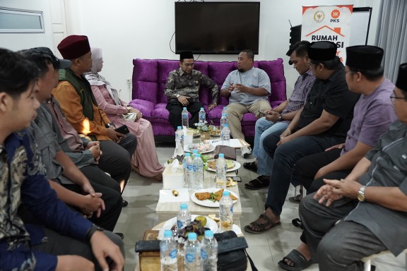 DMI dan DPR RI, Hendry Munief bahas kolaborasi majukan ekonomi umat (foto/ist)