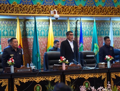 Paripurna DPRD Riau.