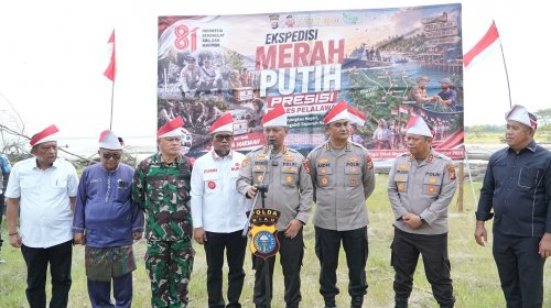 Bupati Zukri dan Polda Riau perkuat ketahanan pesisir sekaligus semangat kebangsaan.(foto: andi/halloriau.com)