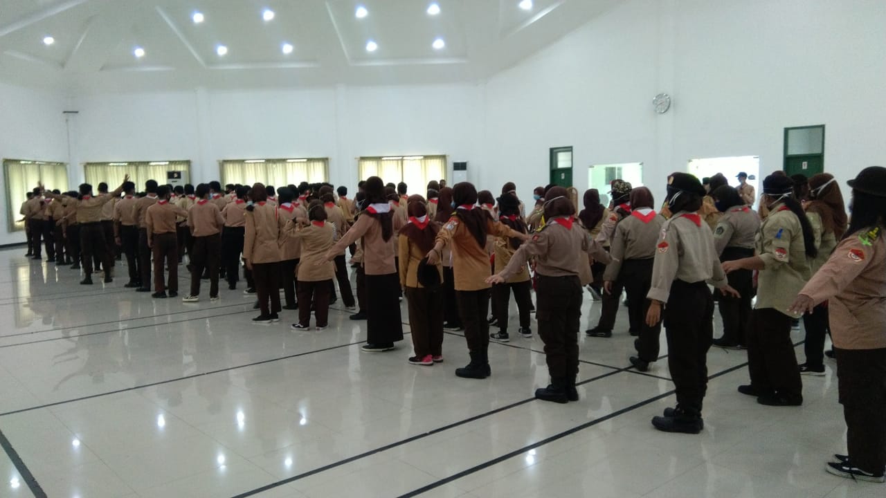 Ratusan pelajar dikumpulkan di Aula Makorem guna mengikuti pembentukan mental dan karakter agar nantinya mampu berkreasi dan berwawasan kebangsaan.